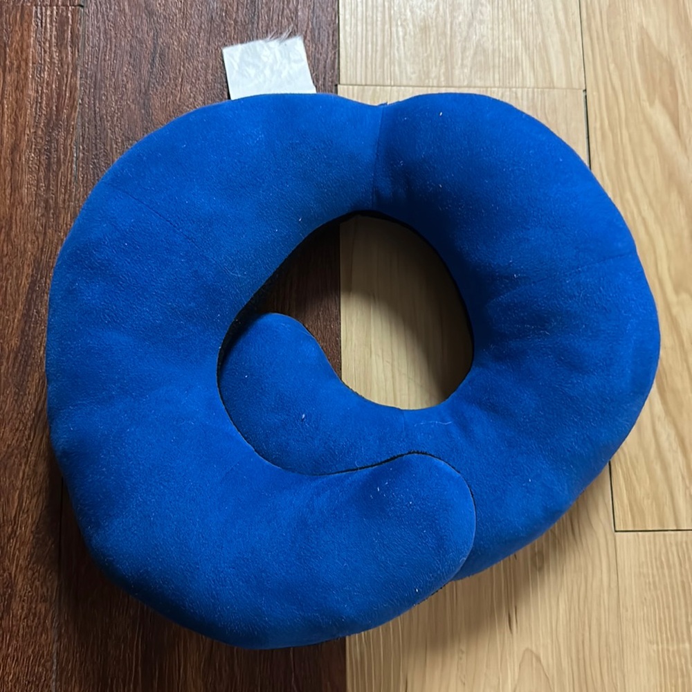 Travel pillow